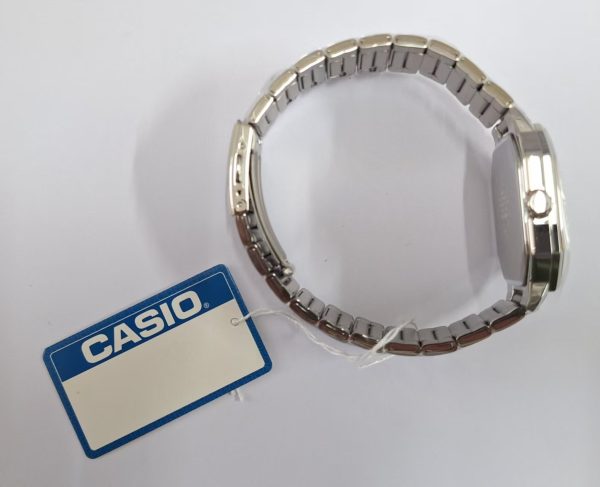 CASIO MTP‑B195 Series MTP-B195D-3AV Green Dial Analog 38 mm Watch